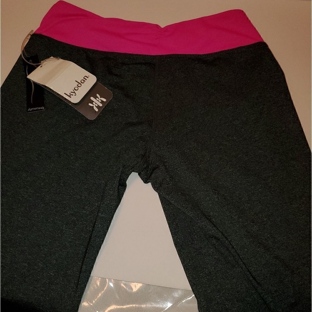Leggings    - Picture 2 of 4